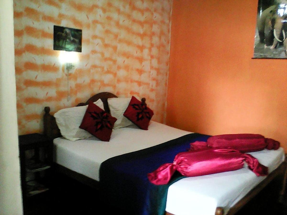 Lotus Inn Tourist Resort Dambulla Dış mekan fotoğraf